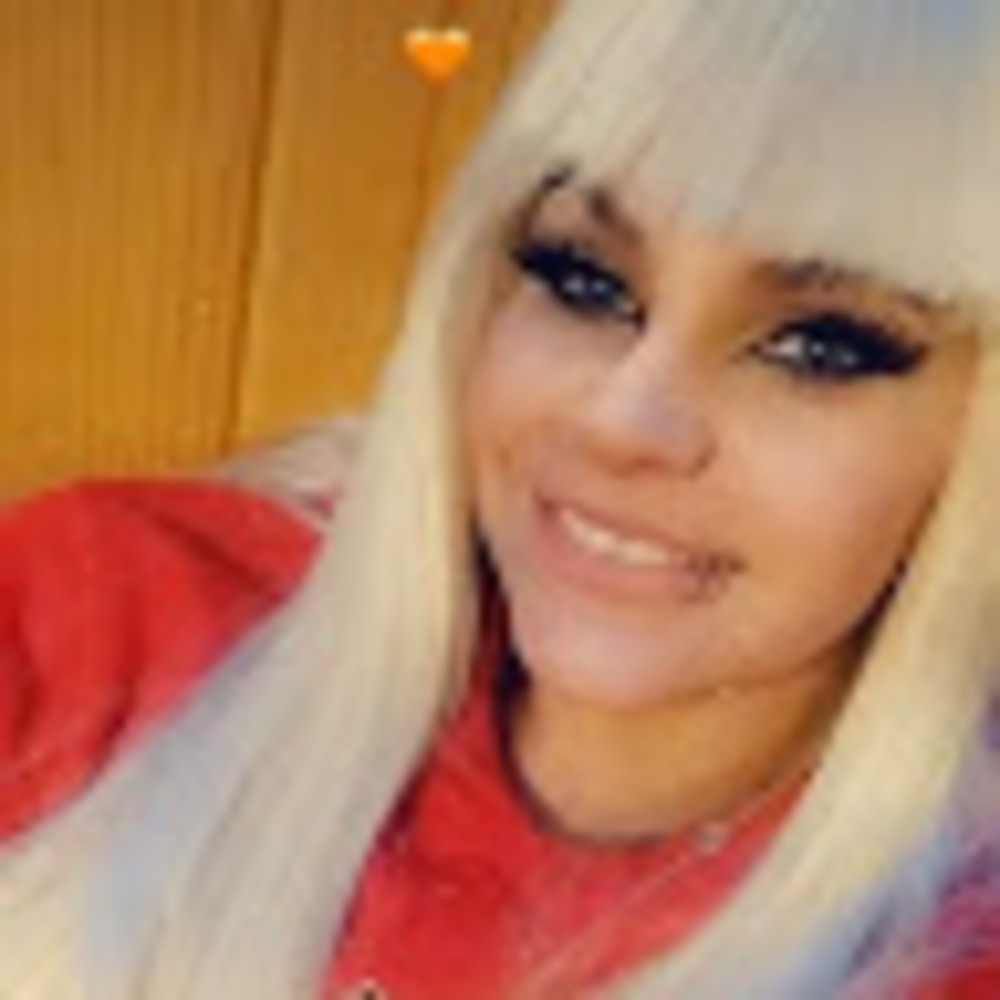 Meet your Posher, Lauren nicole